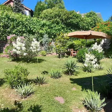 Kis Toeroek Villa Feriehus